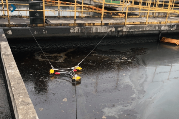 2 Bạn Không Biết Làm Sao Với Số Dầu Chiên Cháy Mỗi Ngày? 5 Bom hut vang be mat GYROSKIMMER 1